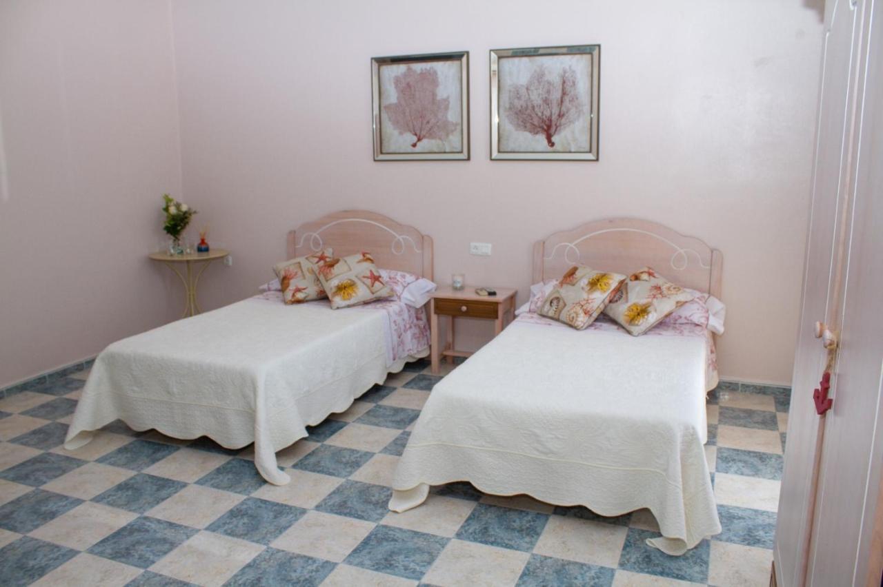 Habitaciones Hernandez كاربونيذاس المظهر الخارجي الصورة