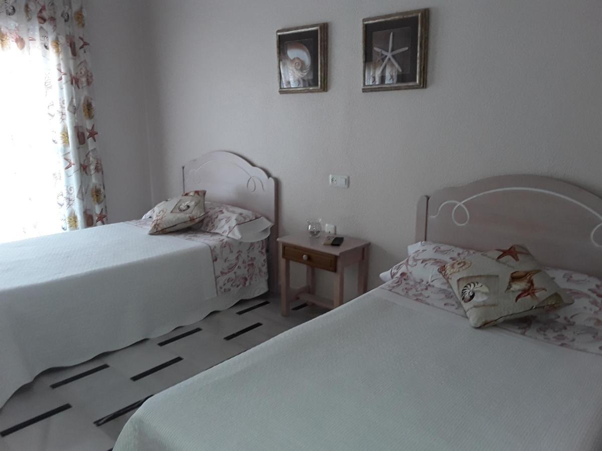 Habitaciones Hernandez كاربونيذاس المظهر الخارجي الصورة